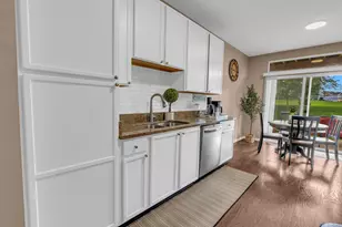1909 Misty Ridge Ln, Aurora, IL 60503 - Photo 11