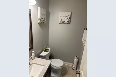 2716 Larkspur Lane, Hazel Crest, IL 60429 - Photo 7