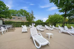 1400 N Yarmouth Pl, Mount Prospect, IL 60056 - Photo 25
