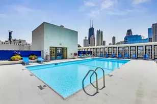 1 E Scott St, Chicago, IL 60610 - Photo 17
