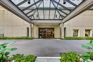 1 E Scott St, Chicago, IL 60610 - Photo 23