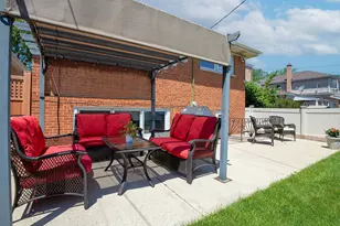 6335 N Karlov Ave, Chicago, IL 60646 - Photo 21