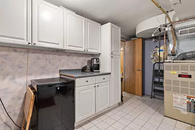 6335 N Karlov Avenue, Chicago, IL 60646 - Photo 19