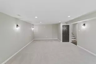 947 E 169th St, South Holland, IL 60473 - Photo 15