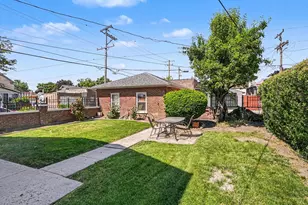 1542 S 60th Ct, Cicero, IL 60804 - Photo 19