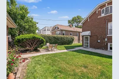 1542 S 60th Court, Cicero, IL 60804 - Photo 17
