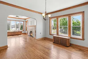 1542 S 60th Ct, Cicero, IL 60804 - Photo 5