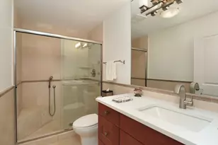 1280 Rudolph Rd, Northbrook, IL 60062 - Photo 15
