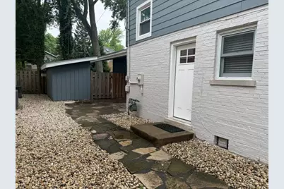 611 E Davis Street, Arlington Heights, IL 60005 - Photo 17