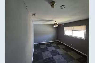 722 N Center Street, Naperville, IL 60563 - Photo 5