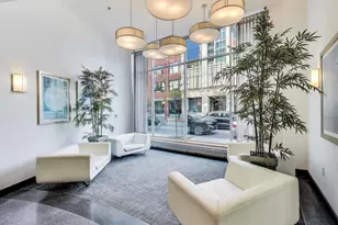 757 N Orleans St, Chicago, IL 60654 - Photo 23