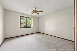 6223 Lake Park Ln, Willowbrook, IL 60527 - Photo 7