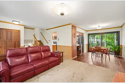 1970 Nottingham Lane, Wheaton, IL 60189 - Photo 5