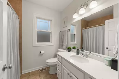 501 S Wisconsin Avenue, Villa Park, IL 60181 - Photo 21