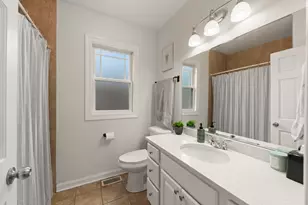 501 S Wisconsin Ave, Villa Park, IL 60181 - Photo 21