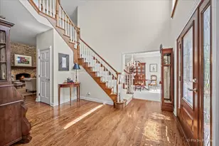 554 W Rosiland Dr N, Palatine, IL 60074 - Photo 5