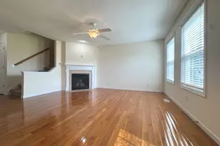 2090 Summerfield Ln, Bourbonnais, IL 60914 - Photo 3