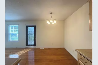 2090 Summerfield Lane, Bourbonnais, IL 60914 - Photo 5