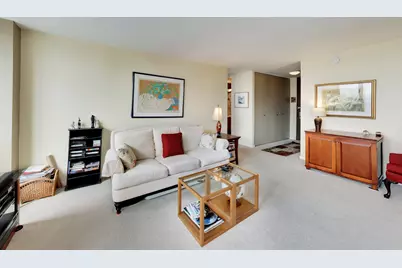 655 W Irving Park Road #1915, Chicago, IL 60613 - Photo 3