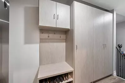 5054 W Berwyn Avenue, Chicago, IL 60630 - Photo 27
