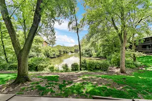5503 Lakeside Dr, Lisle, IL 60532 - Photo 5