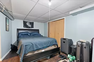 4131 W Nelson St, Chicago, IL 60641 - Photo 19
