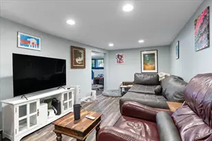 4131 W Nelson St, Chicago, IL 60641 - Photo 17