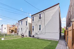 4131 W Nelson St, Chicago, IL 60641 - Photo 23