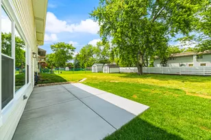 1030 Cobble Hill Ct, Hoffman Estates, IL 60169 - Photo 27