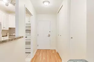 777 N Michigan Ave, Chicago, IL 60611 - Photo 7