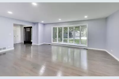 16W250 93rd Place, Burr Ridge, IL 60527 - Photo 3