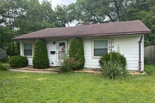 347 Tiverton Ln, Steger, IL 60475 - Photo 1