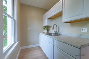 1307 E Cass St, Joliet, IL 60432 - Photo 17