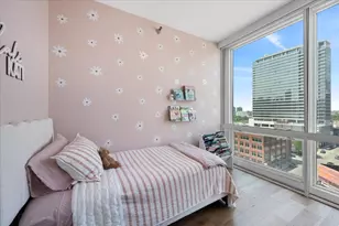 757 N Orleans St, Chicago, IL 60654 - Photo 15