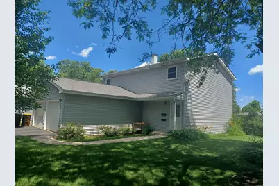855-857 Rhodes Street, Woodstock, IL 60098 - Photo 5