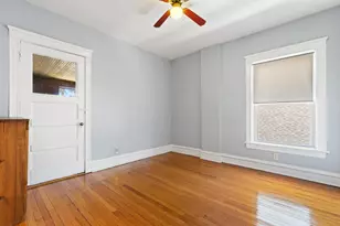 2051 E 72nd Pl, Chicago, IL 60649 - Photo 13