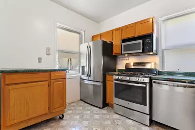 2051 E 72nd Place, Chicago, IL 60649 - Photo 7