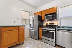 2051 E 72nd Pl, Chicago, IL 60649 - Photo 7
