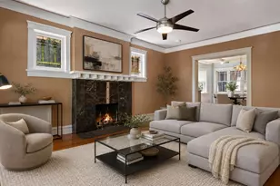 2051 E 72nd Pl, Chicago, IL 60649 - Photo 3