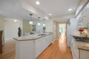 137 Welwyn St, Lake Bluff, IL 60044 - Photo 11