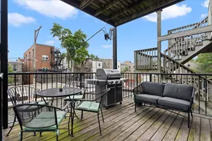 2726 W Cortez Ave, Chicago, IL 60622 - Photo 15
