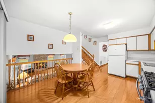 308 Chesapeake Ln, Bloomingdale, IL 60108 - Photo 7