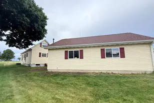 12 W Park Ave, Cherry, IL 61317 - Photo 7