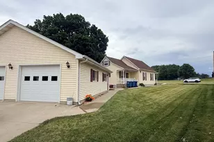 12 W Park Ave, Cherry, IL 61317 - Photo 9