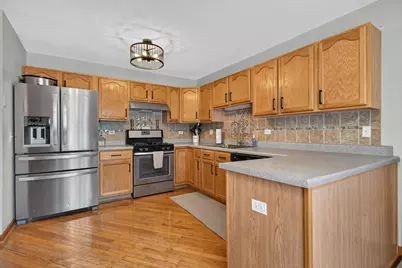10205 Sharon Lane, Hebron, IL 60034 - Photo 7