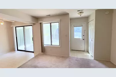 485 Harrison Court, Vernon Hills, IL 60061 - Photo 5
