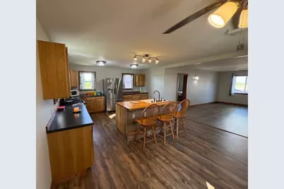929 E US Hwy 24, Gilman, IL 60938 - Photo 17
