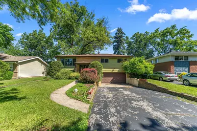 1916 E Yuma Lane, Mount Prospect, IL 60056 - Photo 1