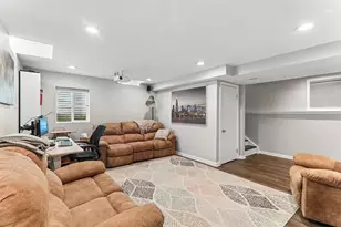 1965 Merlot Ct, Wheeling, IL 60090 - Photo 19