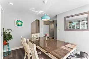 1965 Merlot Ct, Wheeling, IL 60090 - Photo 5